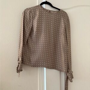 Banana Republic Polka Dot Gray Women's Top